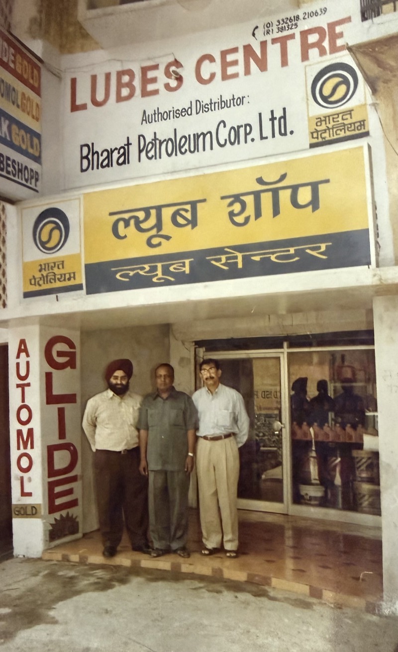 Original Lubes Centre shop front, Bais Godam, Jaipur — Authorised Bharat Petroleum distributor